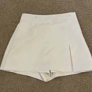 Zara white skort